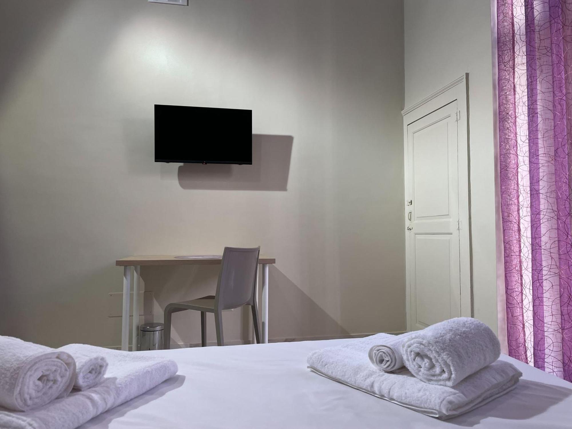 Louma Rooms Bari Exterior photo