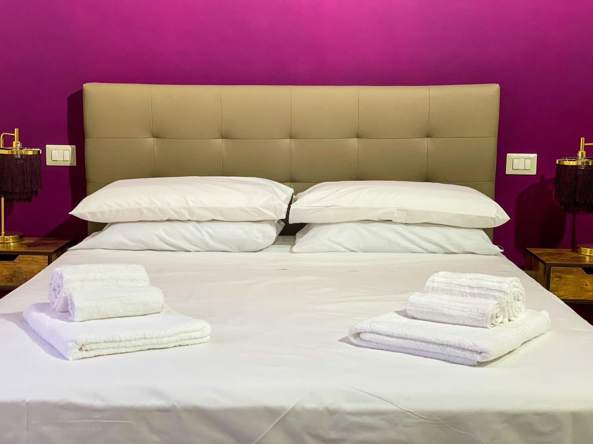 Louma Rooms Bari Exterior photo